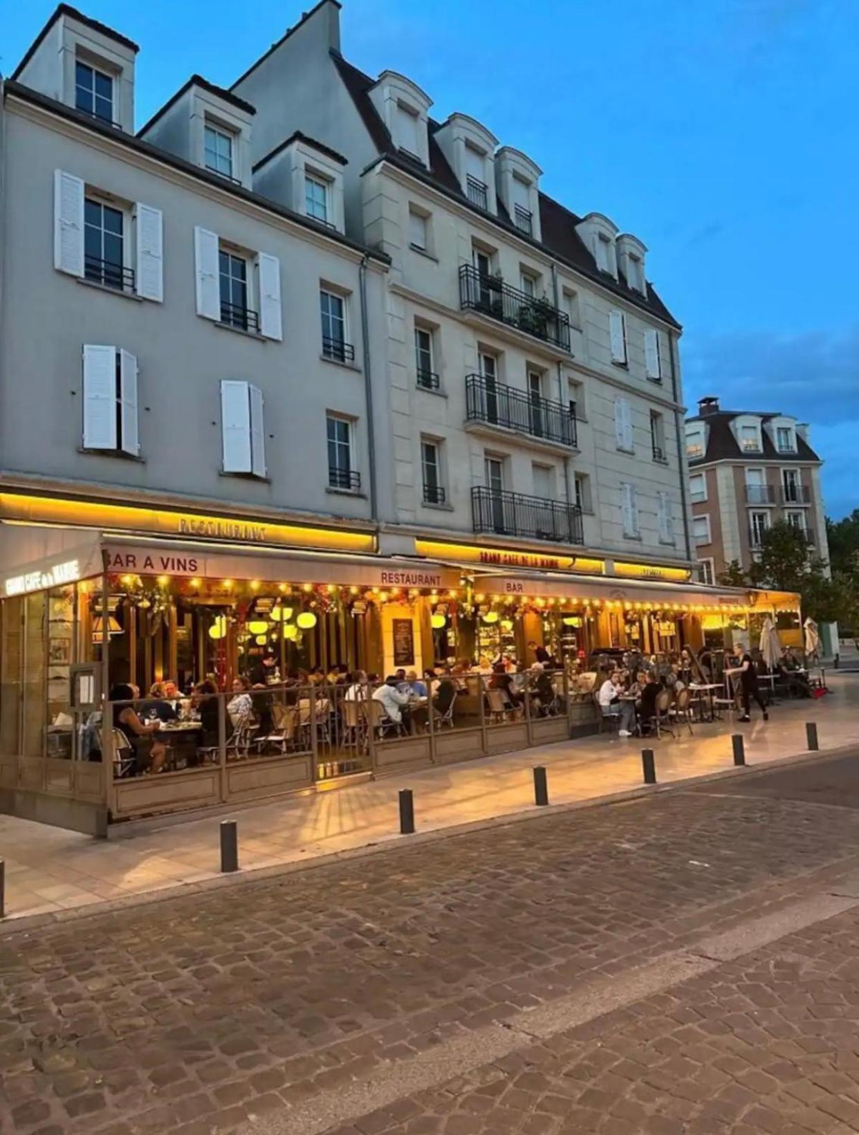 Le Bali Cosy House - T2 Lumineux Et Moderne En Plein Centre Ville De Майсонс-Алфорт Екстериор снимка